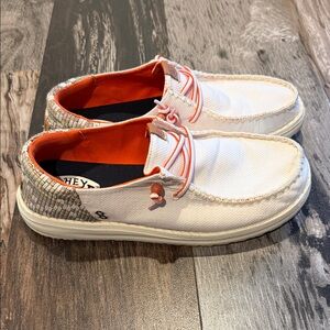 Hey Dude Wendy Funk Jacquard Beige Slip On Shoes Women’s Size 9